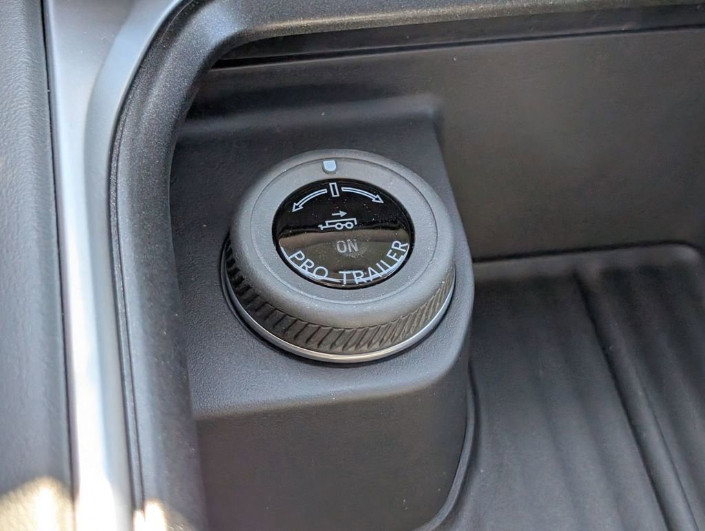 New 2026 Ford Expedition Active image 44