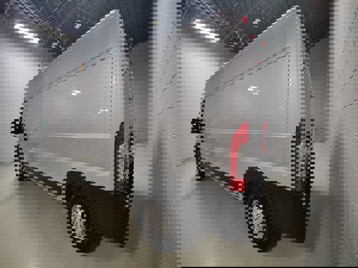 Used 2022 RAM ProMaster 2500 image 21