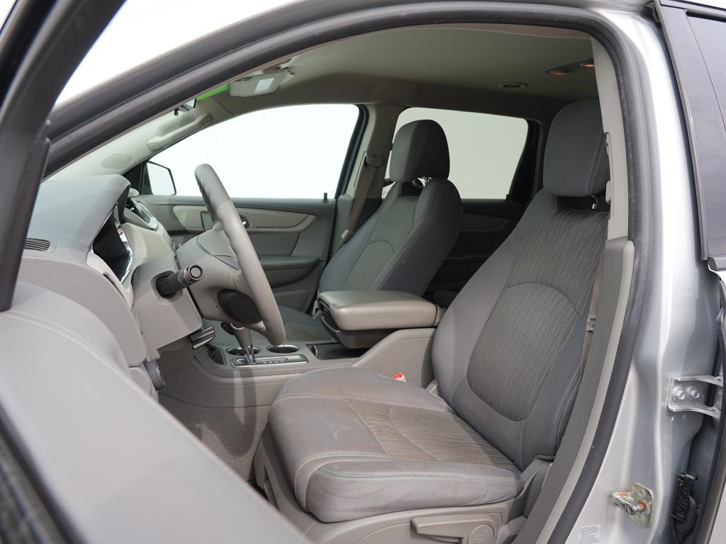 Used 2015 Chevrolet Traverse LS image 12