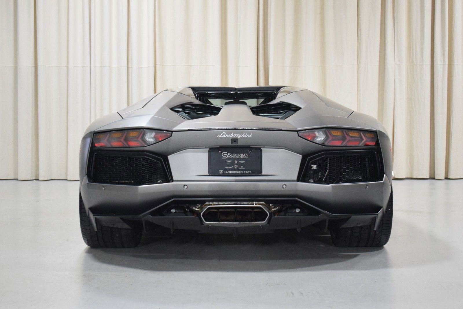 Used 2016 Lamborghini Aventador LP 700-4 AWD/4WD image 14