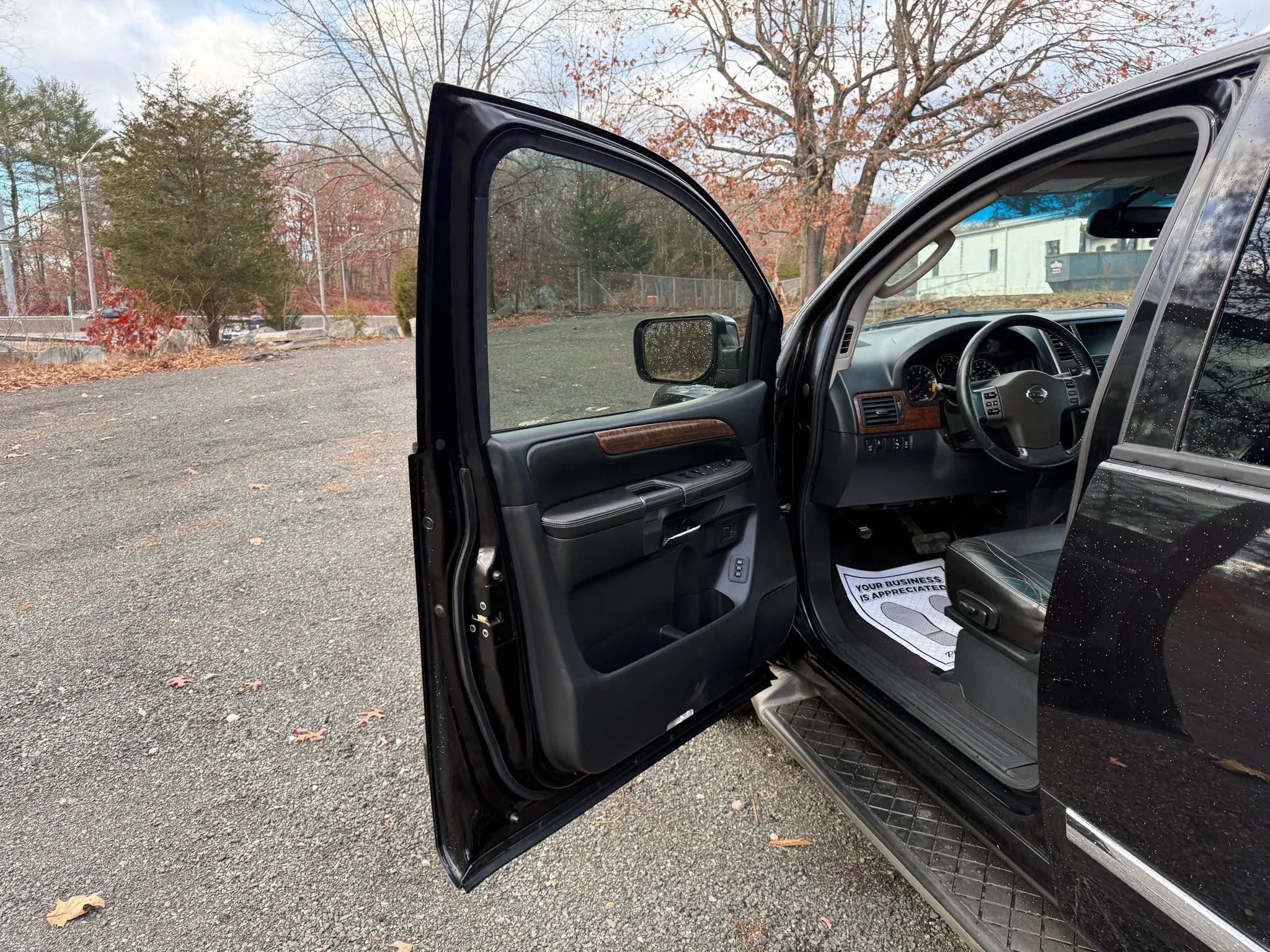 Used 2010 Nissan Armada Platinum w/ Captain Seat Pkg image 36