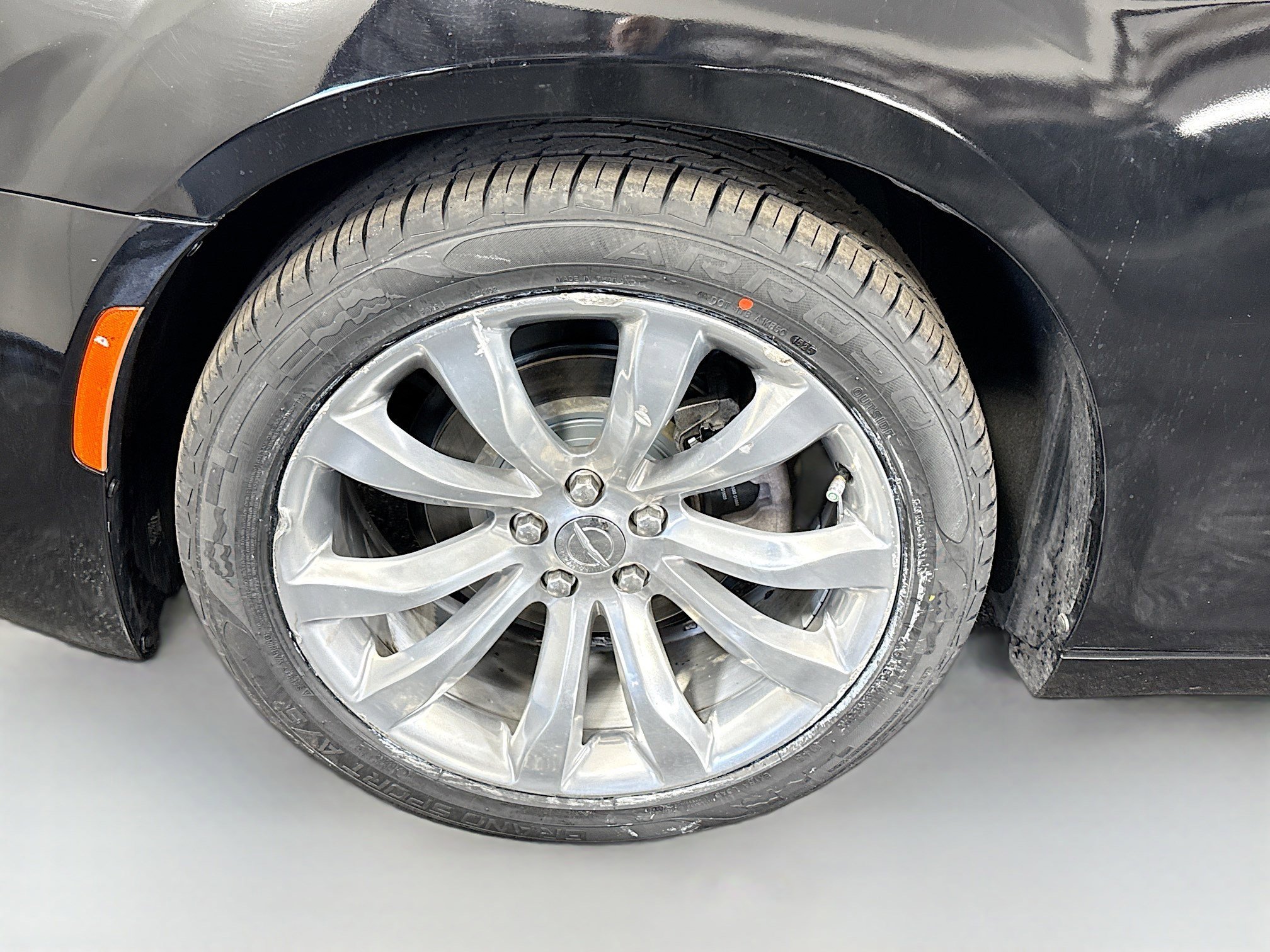 Used 2019 Chrysler 300 Limited image 38