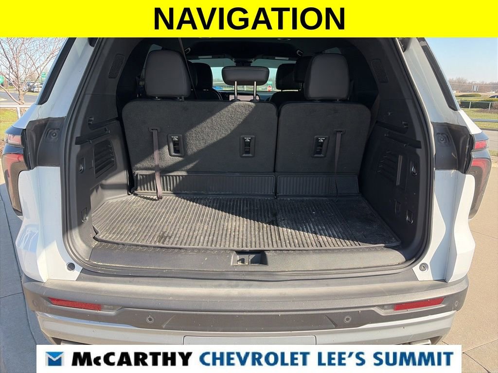 Used 2024 Chevrolet Traverse LT image 56
