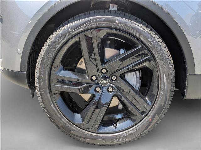 New 2026 Land Rover Discovery S AWD/4WD image 10