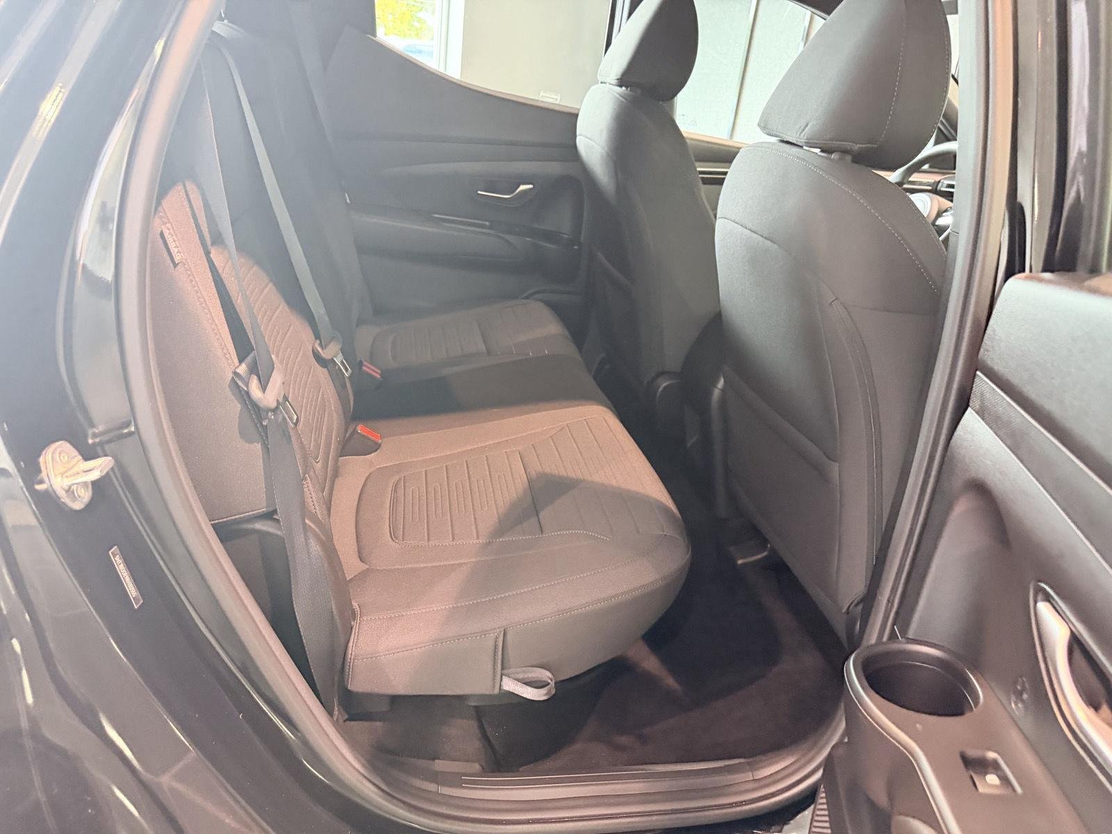 Used 2024 Hyundai Santa Cruz SEL AWD/4WD image 27