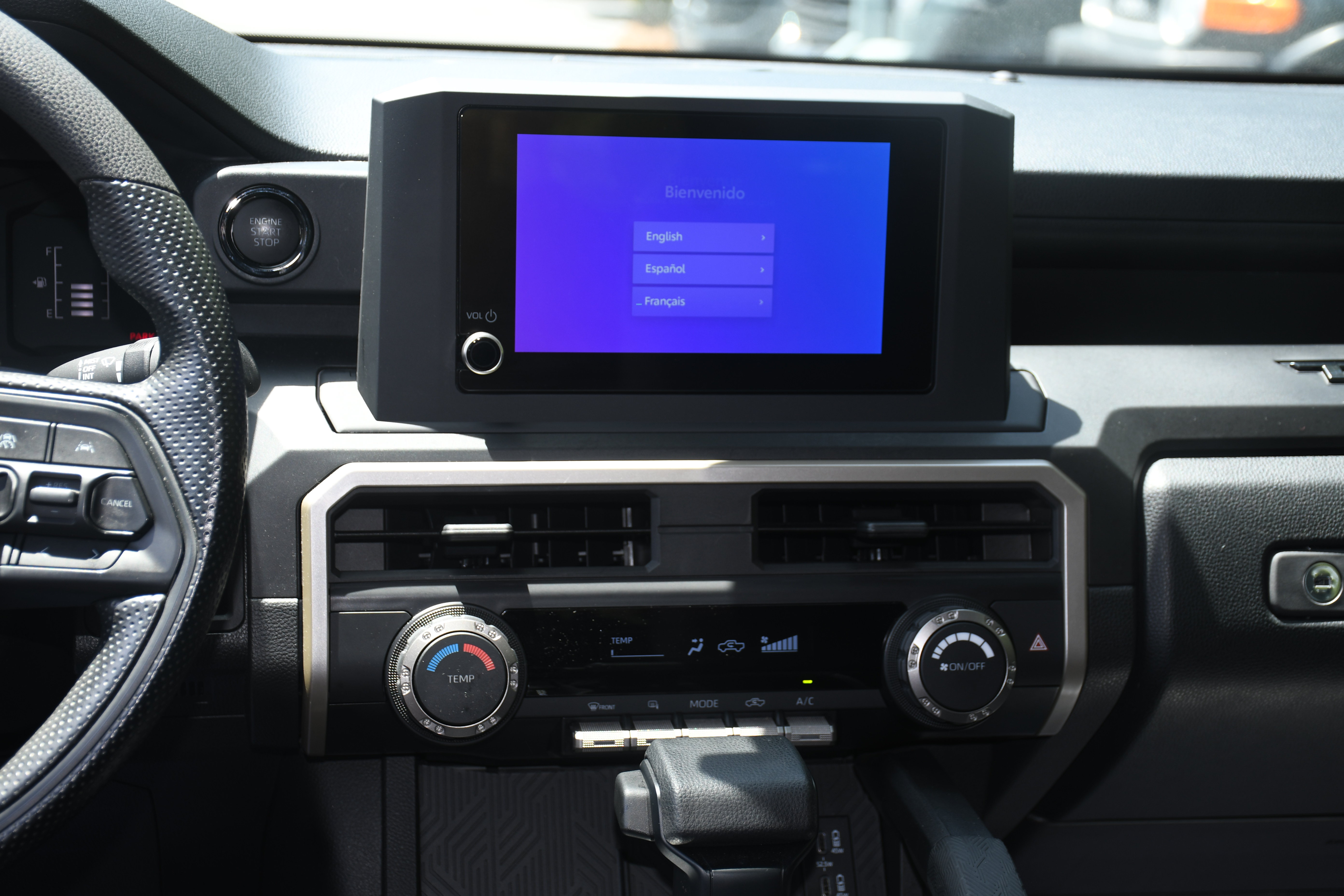 Used 2025 Toyota Tacoma SR AWD/4WD image 15