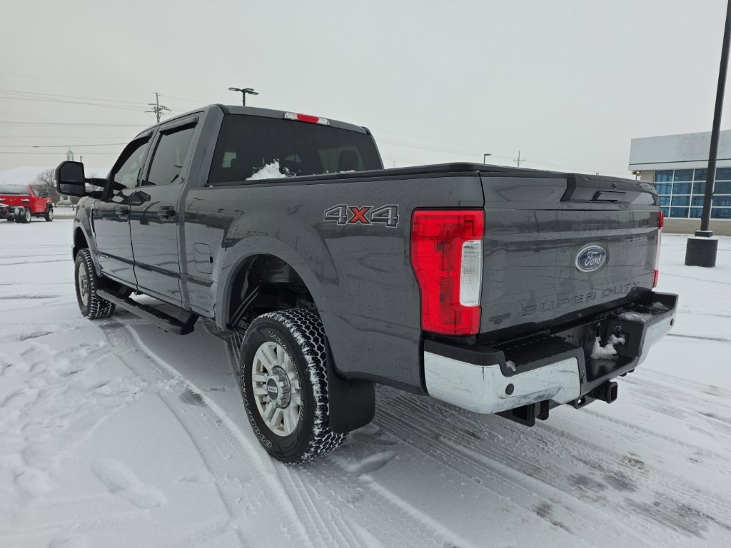 Used 2017 Ford F250 XLT w/ XLT Value Package image 7