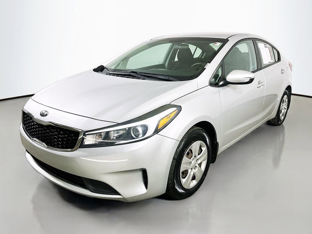 Used 2017 Kia Forte LX FWD video 3
