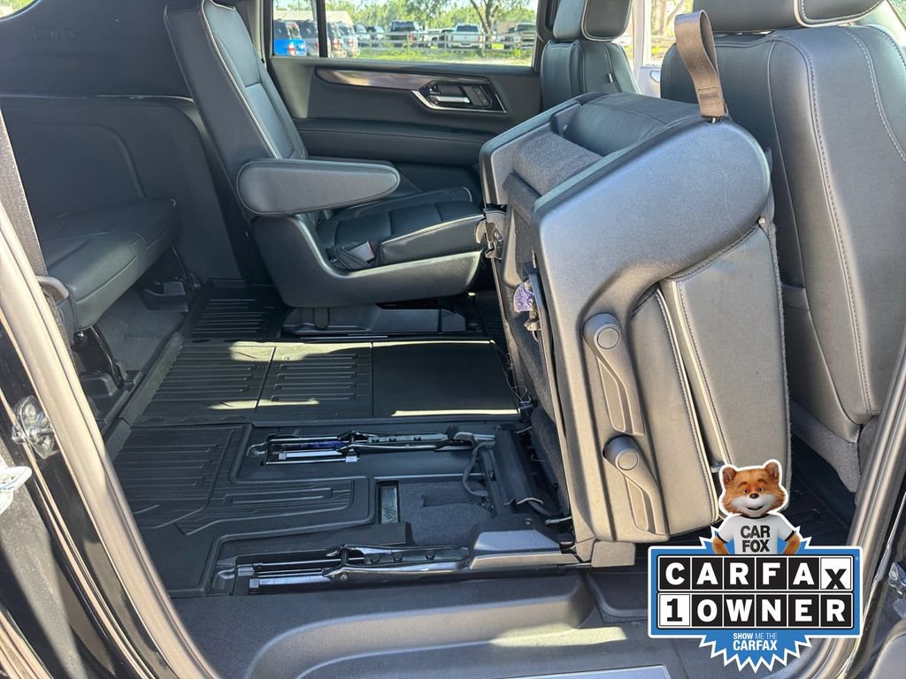 Used 2025 GMC Yukon XL Elevation AWD/4WD image 27