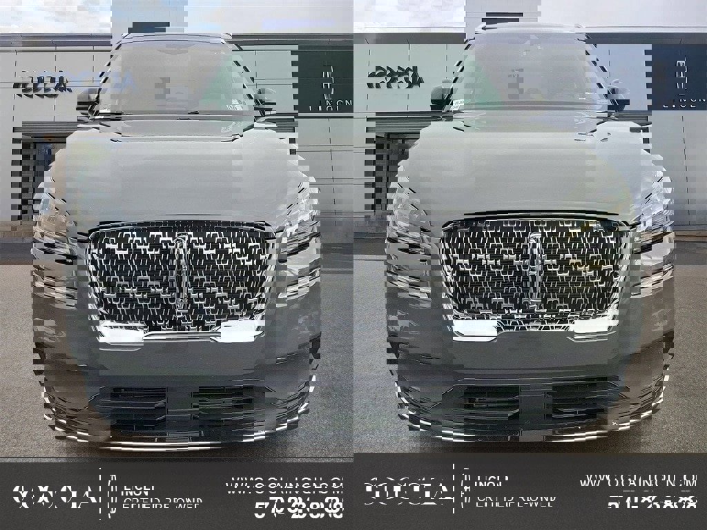 Certified 2022 Lincoln Corsair AWD w/ Equipment Group 101A image 2