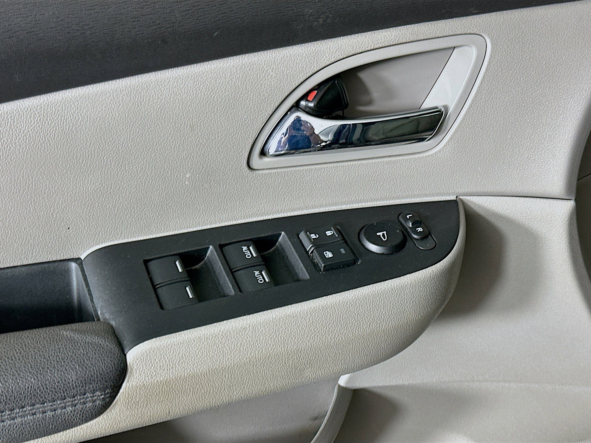 Used 2016 Honda Odyssey EX-L image 15
