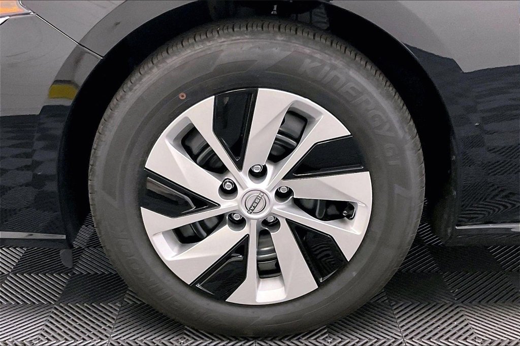 Certified 2025 Nissan Altima 2.5 S image 8