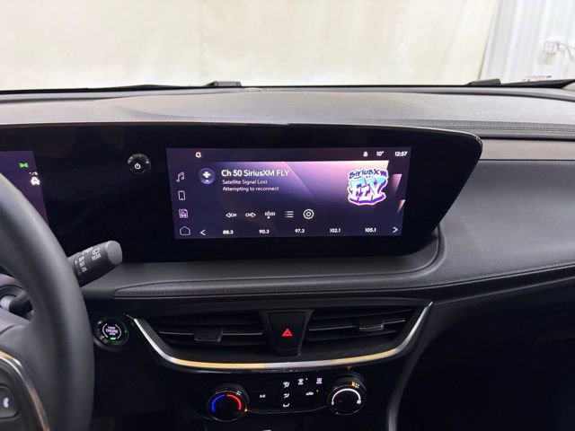 Used 2024 Buick Encore GX Sport Touring AWD/4WD image 28