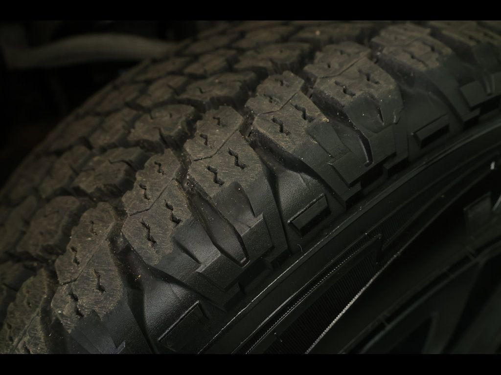 Used 2022 Chevrolet Silverado 1500 Custom Trail Boss w/ LPO, Dark Essentials Package image 6