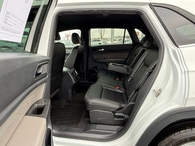 Used 2023 Volkswagen Atlas Cross Sport SE AWD/4WD image 14