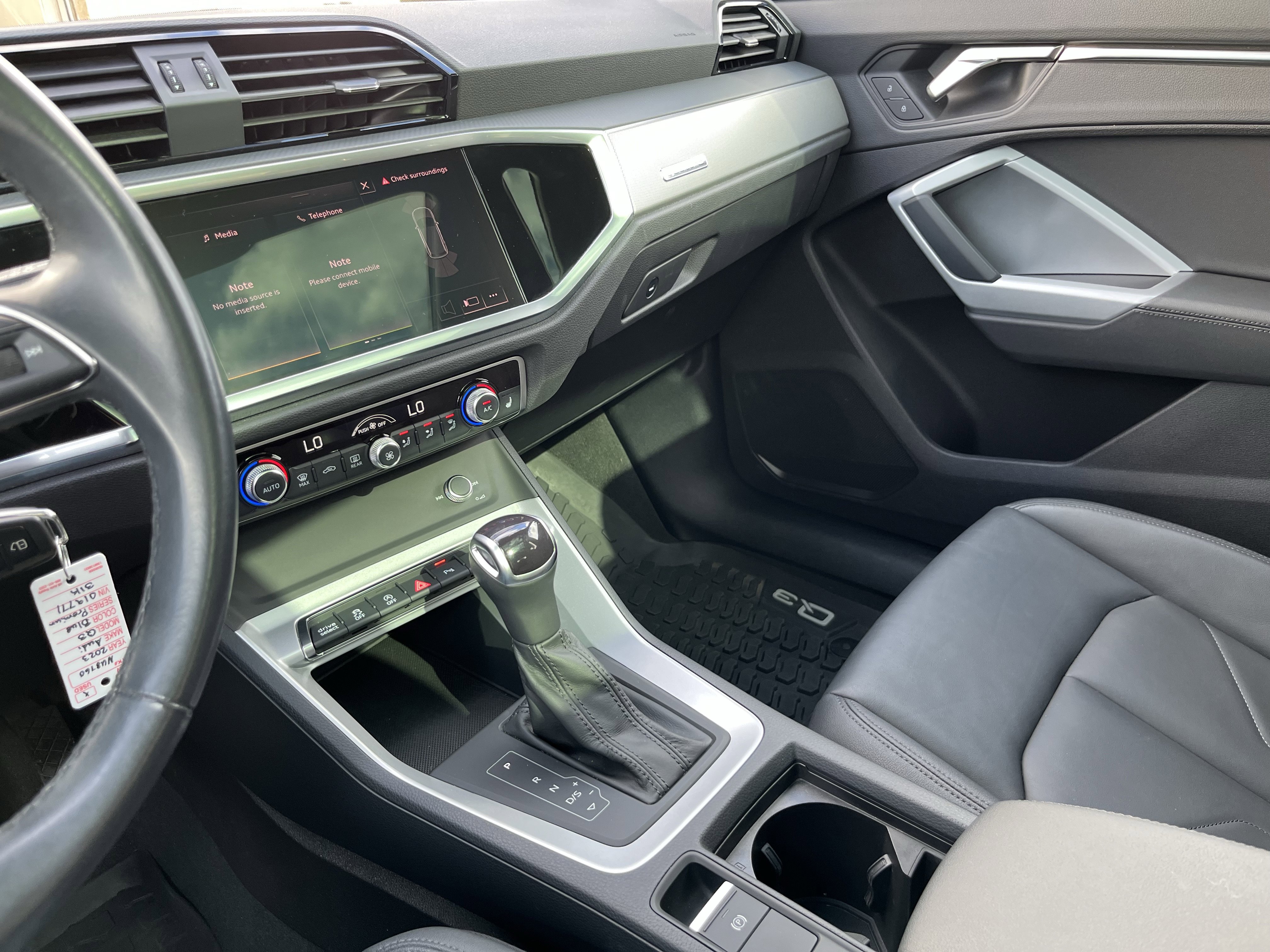 Used 2023 Audi Q3 2.0T Premium image 26