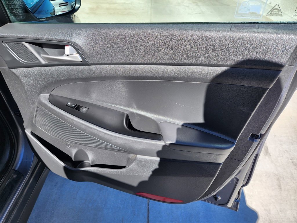 Used 2019 Hyundai Tucson SE w/ Cargo Package image 19