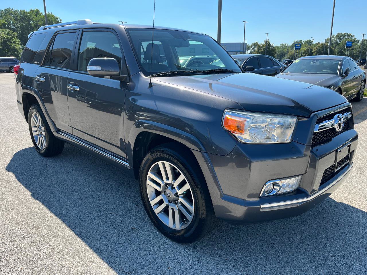 Used 2013 Toyota 4Runner Limited AWD/4WD image 7