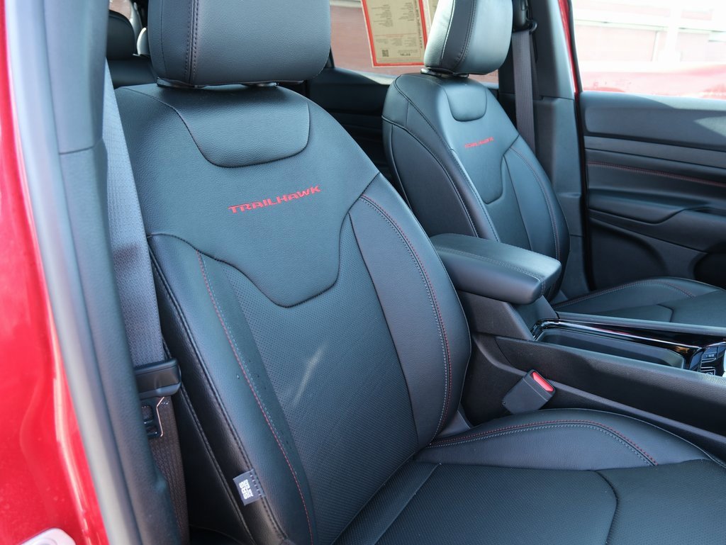 Used 2024 Jeep Compass Trailhawk w/ Trailhawk Elite Group image 35