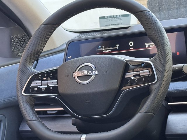 New 2025 Nissan Ariya Platinum image 27