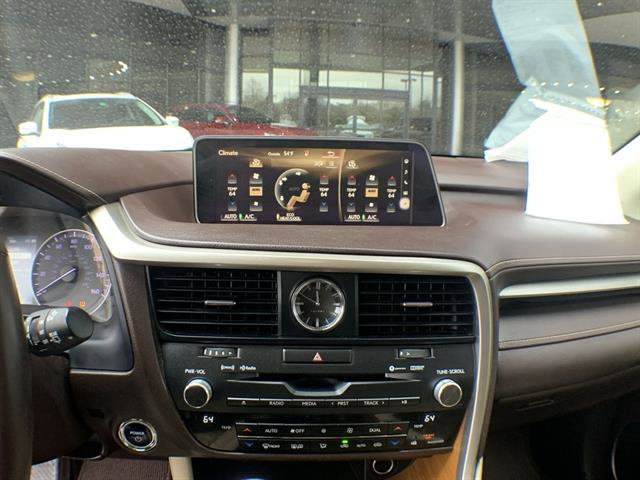 Used 2018 Lexus RX 450h AWD image 19