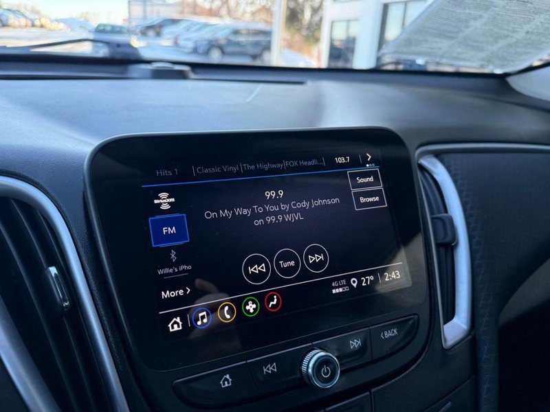 Used 2023 Chevrolet Malibu LT image 25