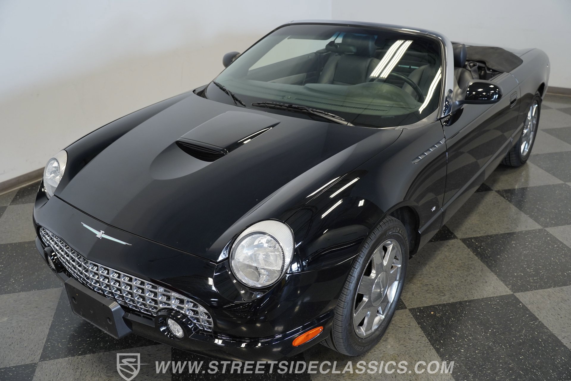 Used 2003 Ford Thunderbird RWD image 20