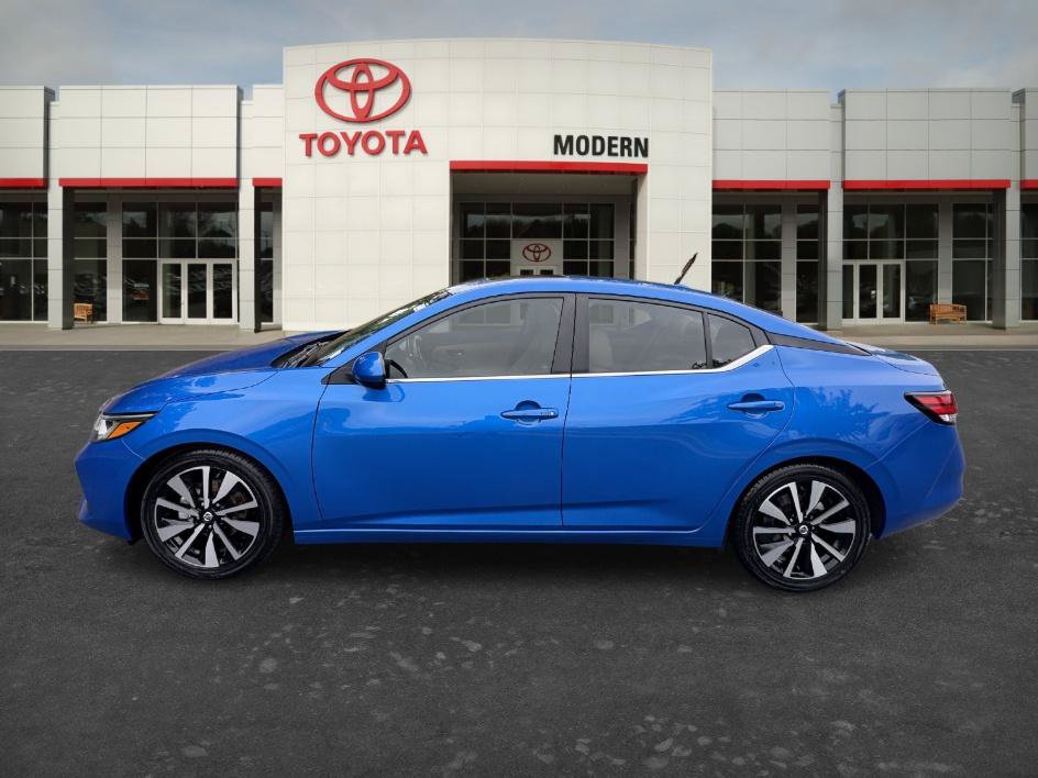Used 2022 Nissan Sentra SV w/ SV Premium Package FWD image 8