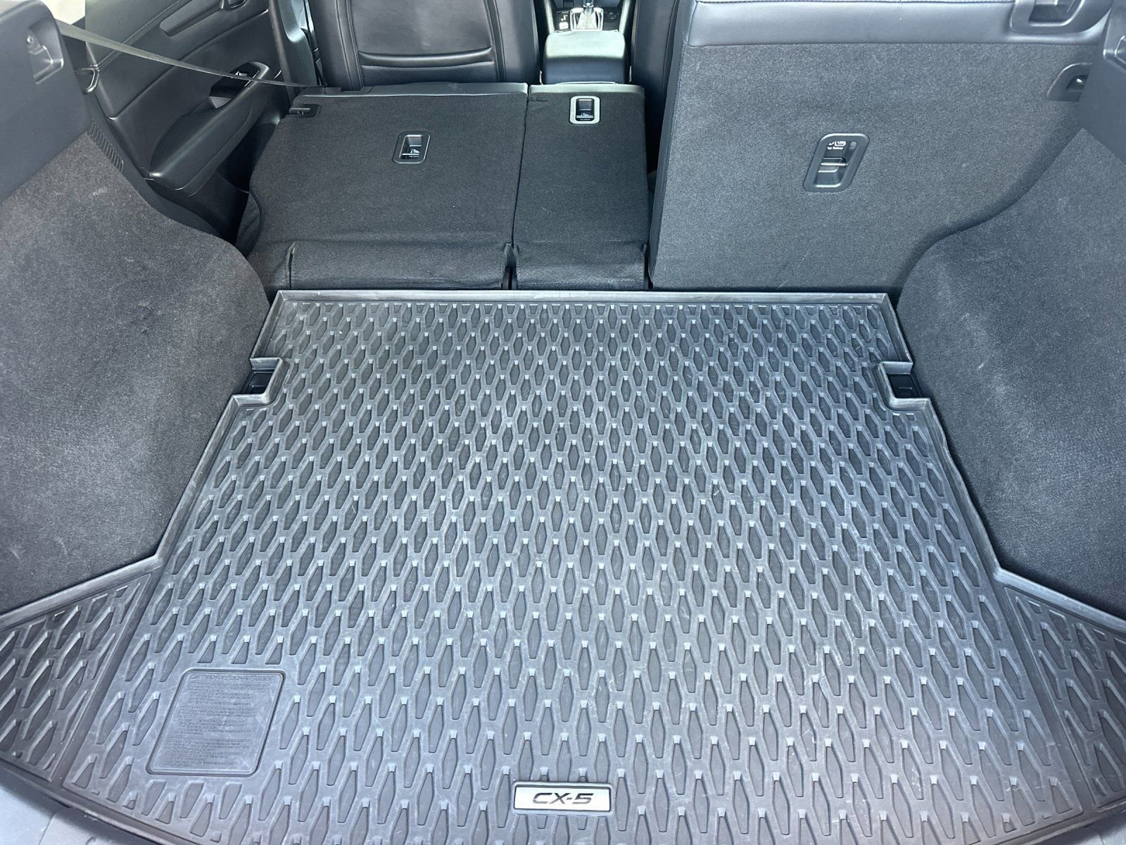 Used 2019 MAZDA CX-5 Touring image 16