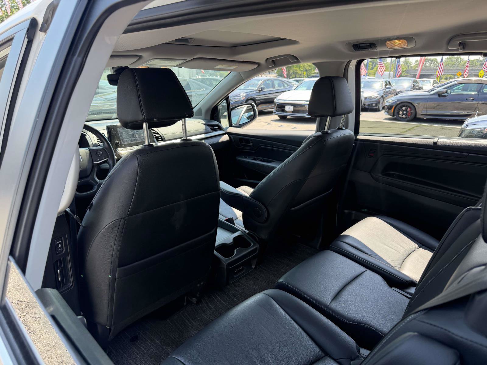Used 2023 Honda Odyssey EX-L image 19
