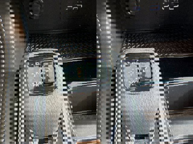 Certified 2025 Nissan Pathfinder SV image 15