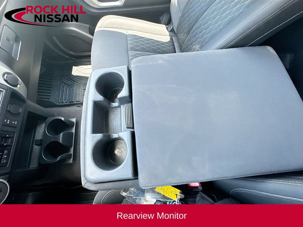 Used 2017 Nissan Titan SV AWD/4WD image 21