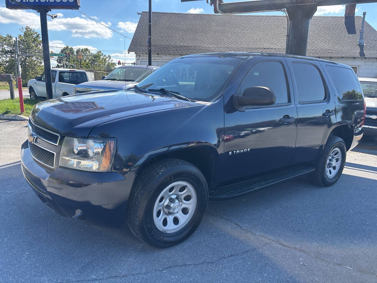 Used 2008 Chevrolet Tahoe 4WD w/ Max Trailering Package image 10