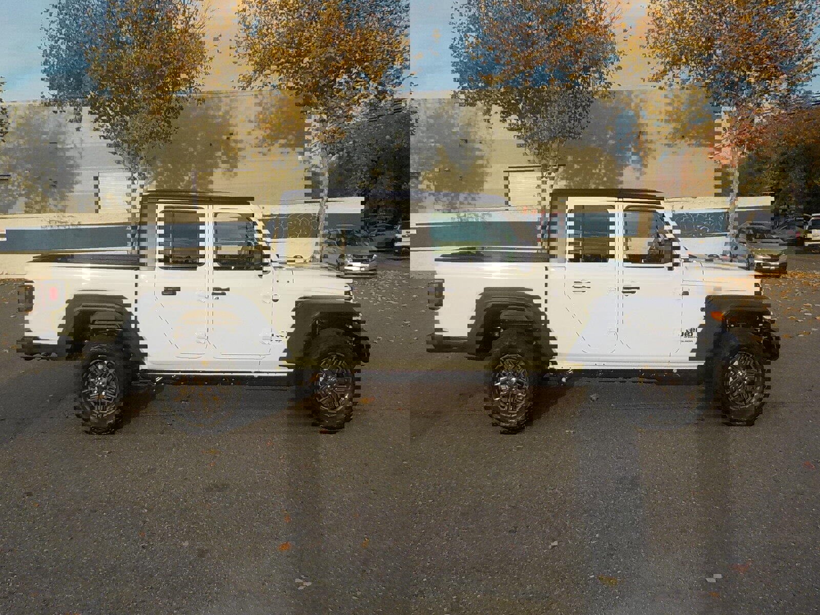 New 2026 Jeep Gladiator Sport image 8