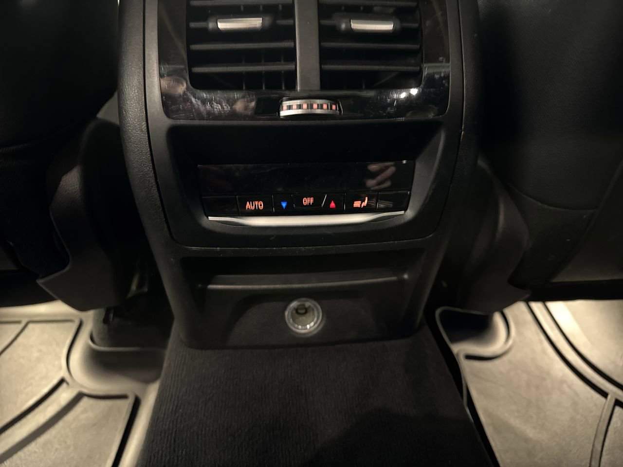 Used 2018 BMW X3 M40i image 31