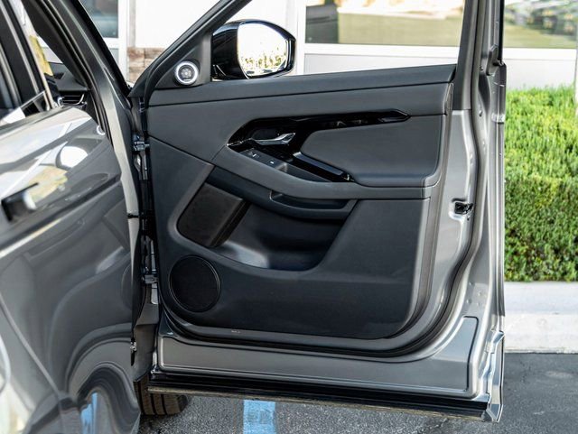 Used 2025 Land Rover Range Rover Evoque S image 25