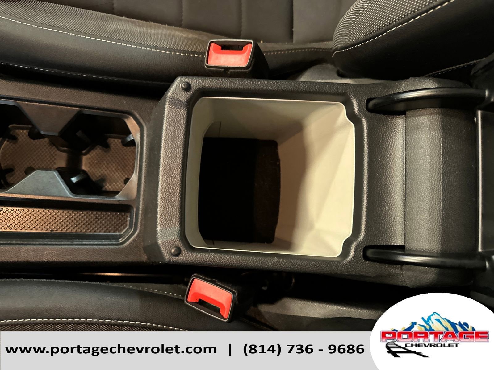 Used 2024 Volkswagen Taos SE image 29