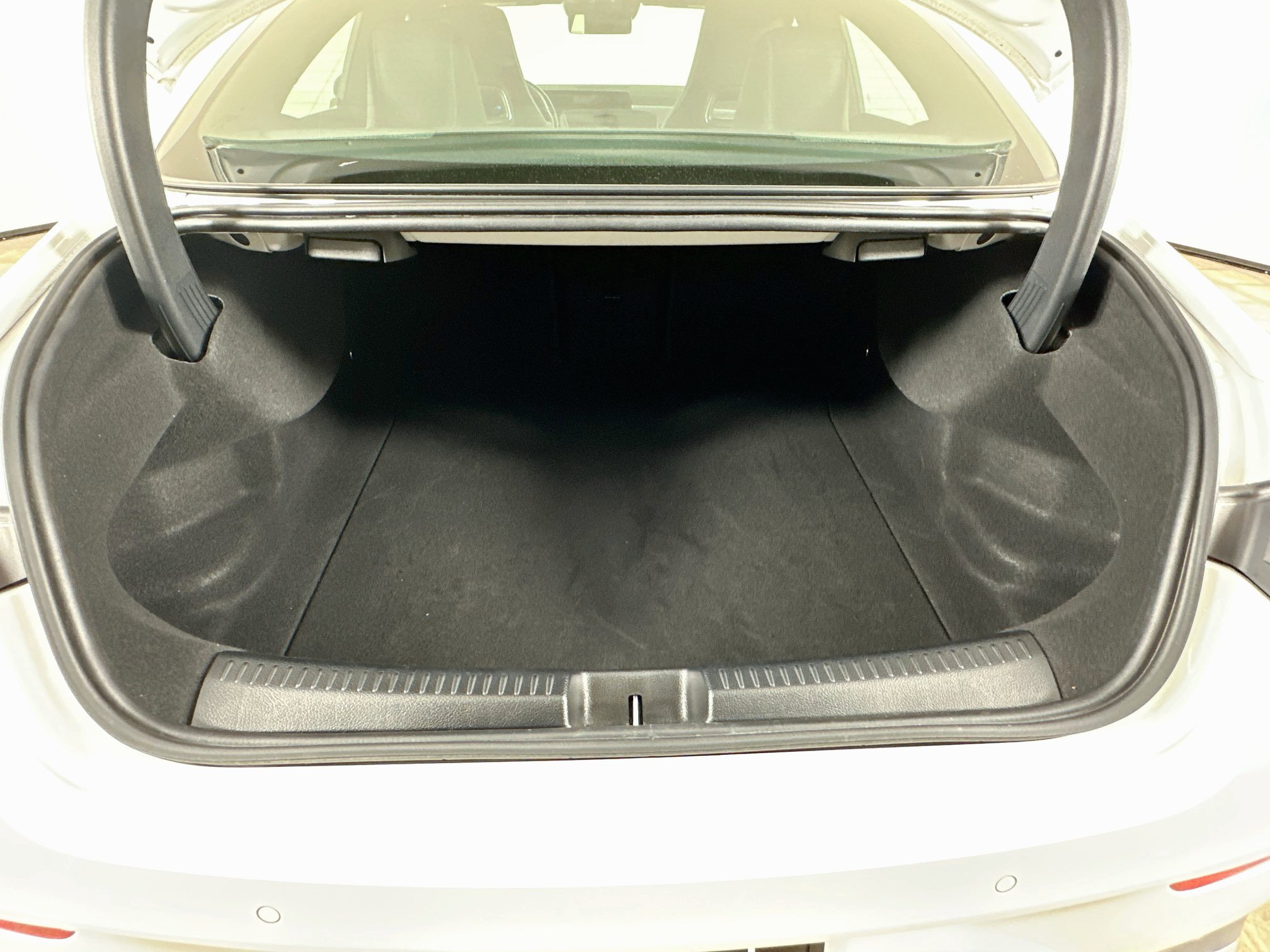 Used 2021 Mercedes-Benz CLA 250 4MATIC image 29