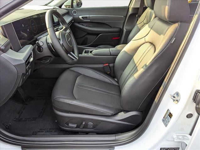 New 2025 Hyundai Sonata Limited image 4