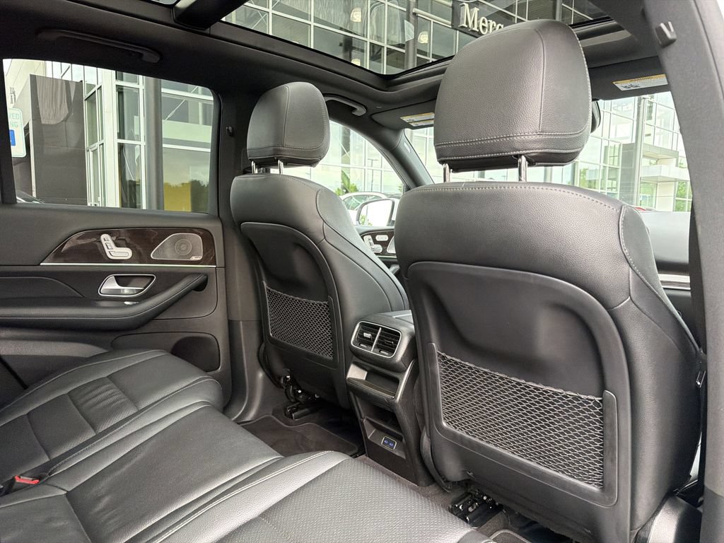 Certified 2024 Mercedes-Benz GLE 350 4MATIC w/ 3rd Row Seat Package image 17