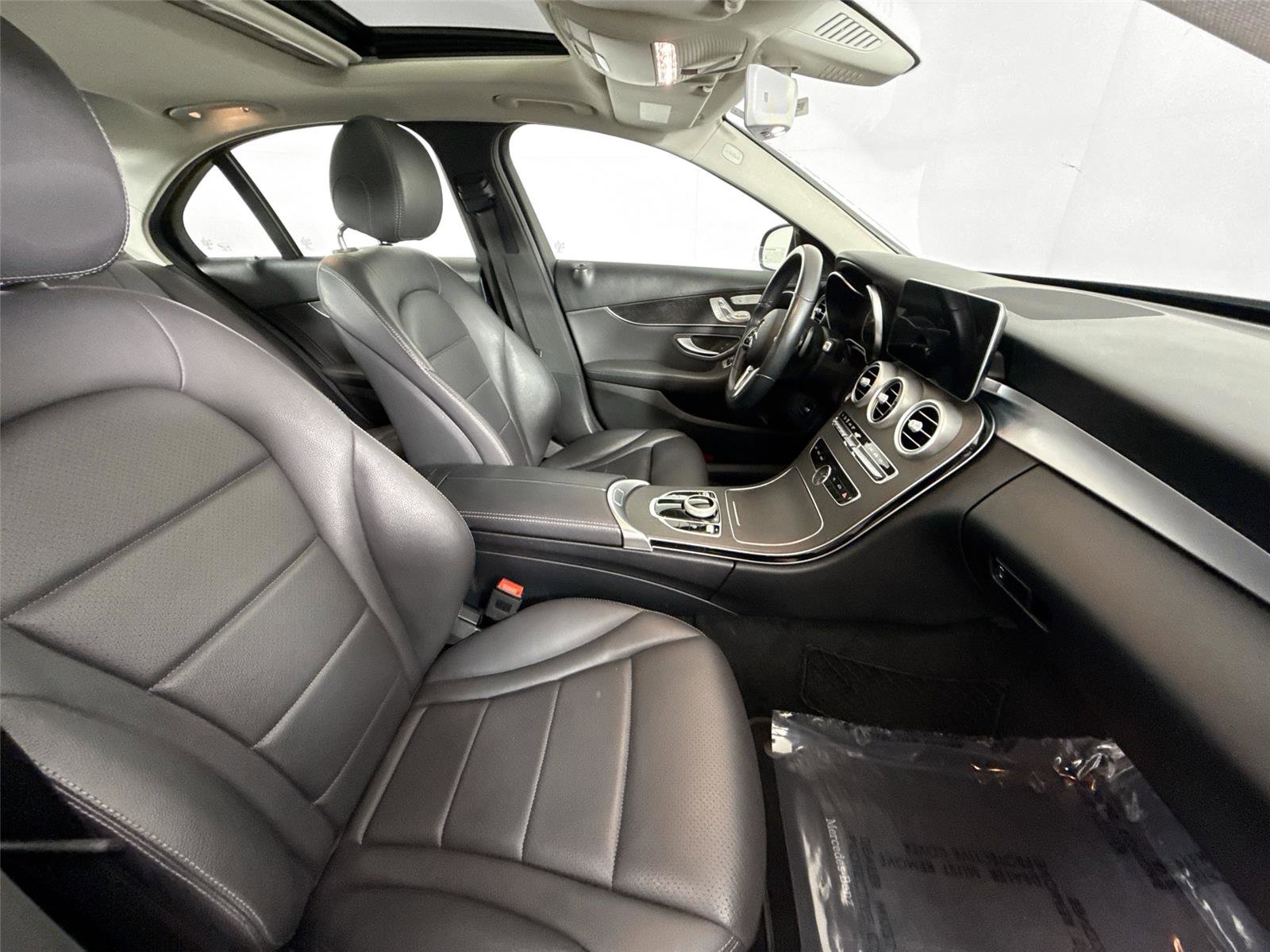 Used 2020 Mercedes-Benz C 300 4MATIC Sedan image 45