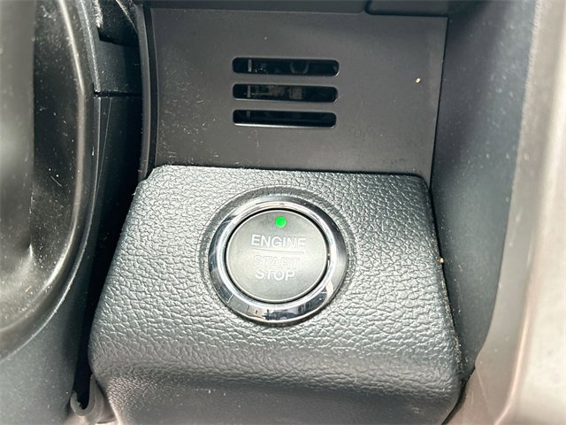 Used 2022 Ford F250 Lariat w/ Black Appearance Package image 17