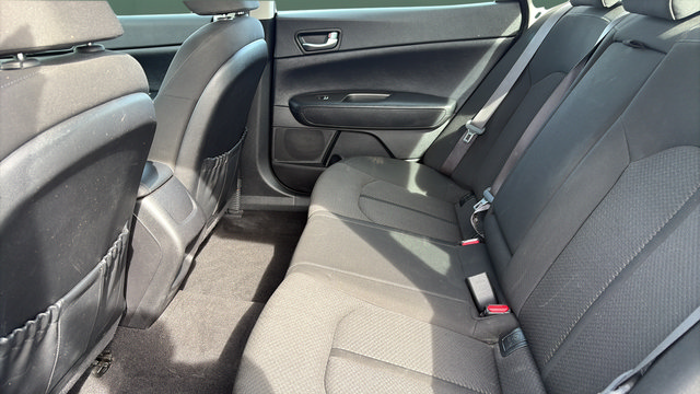 Used 2017 Kia Optima Premium FWD image 22