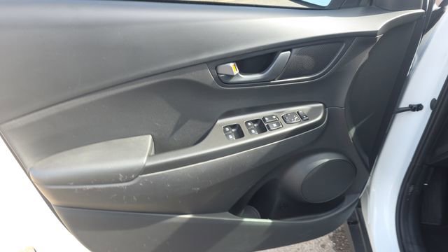 Used 2023 Hyundai Kona SEL image 10