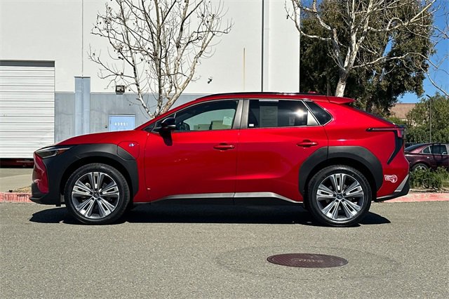 Used 2023 Subaru Solterra Limited image 7