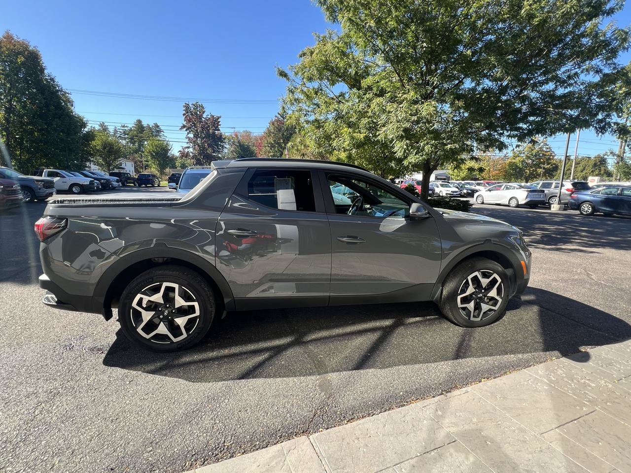 Used 2022 Hyundai Santa Cruz Limited AWD/4WD image 5