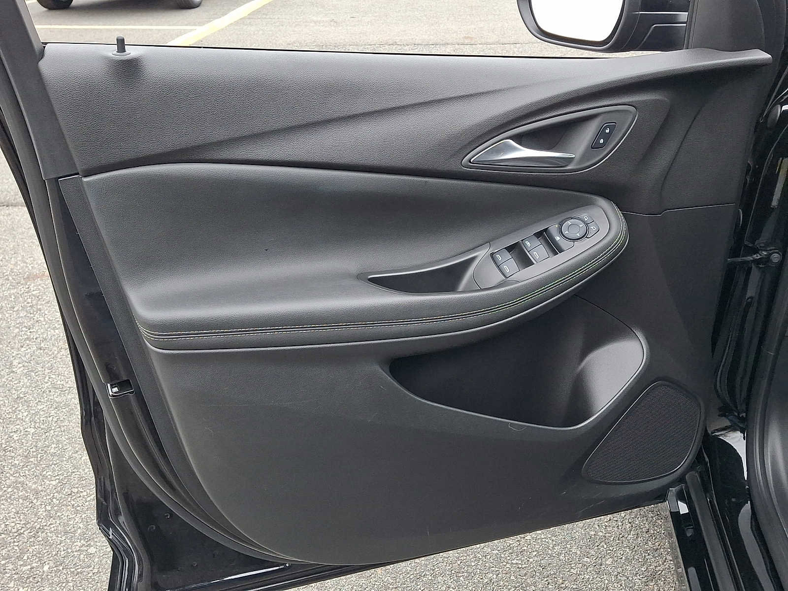 Used 2024 Buick Encore GX Sport Touring image 13