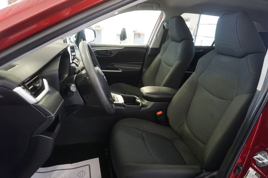 Certified 2023 Toyota RAV4 LE image 16