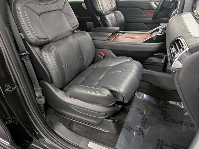 Certified 2023 Lincoln Navigator Reserve image 28