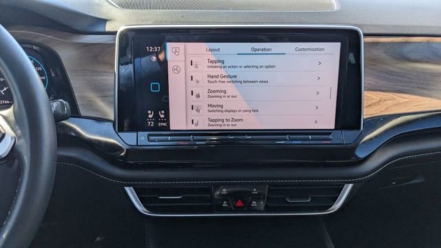 Used 2024 Volkswagen Atlas SE image 42